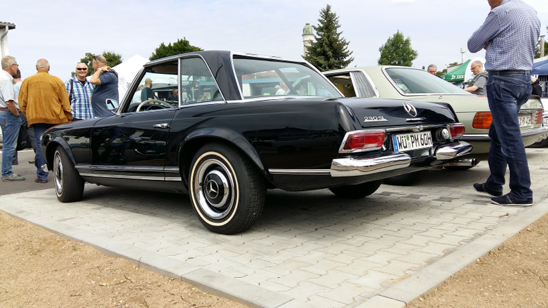 Illustration for article titled Another oldtimer meet photodumpÂ